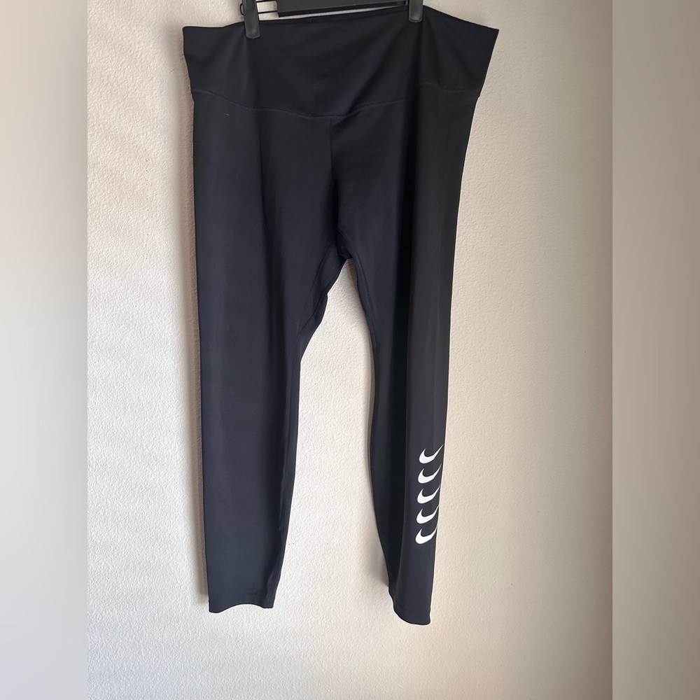 Nike Swoosh Run leggings - Picture 2 of 7